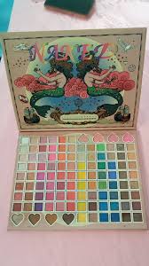 Naked 104 color eyeshadow palette